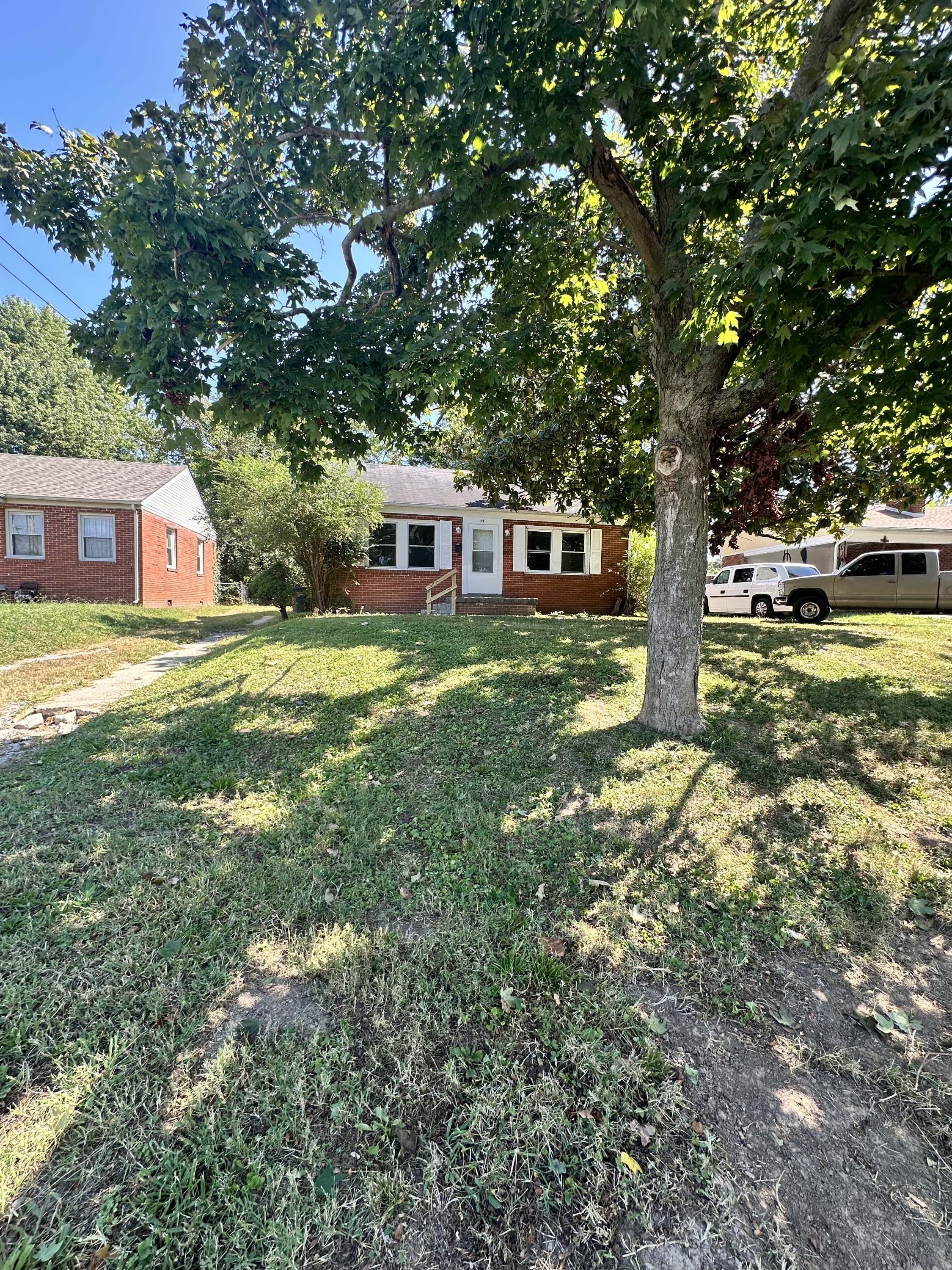 54 Robin Road