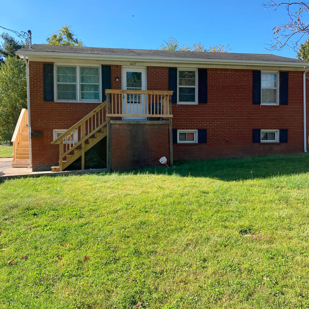 405 Braden St