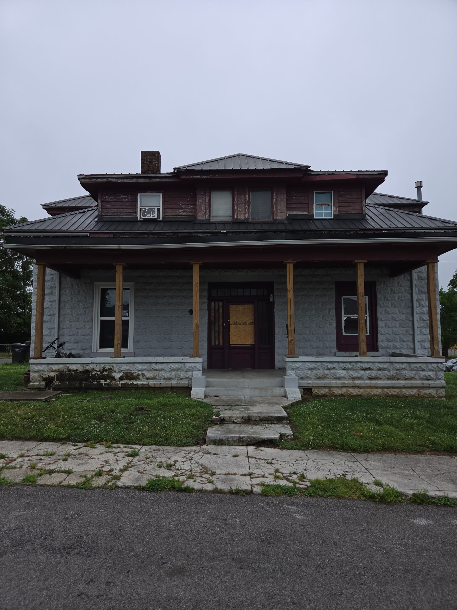 Property main image
